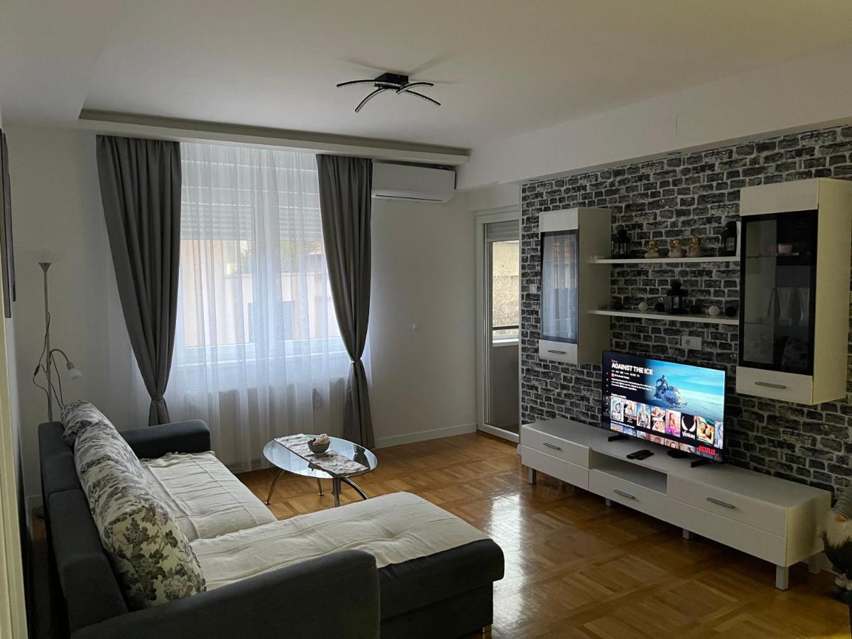 Apartman Mdb Суботица Экстерьер фото