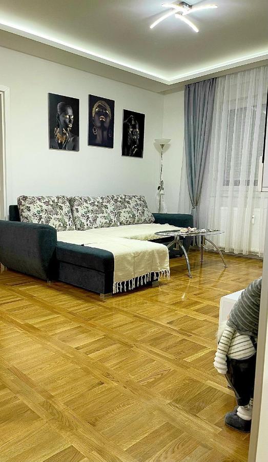 Apartman Mdb Суботица Экстерьер фото