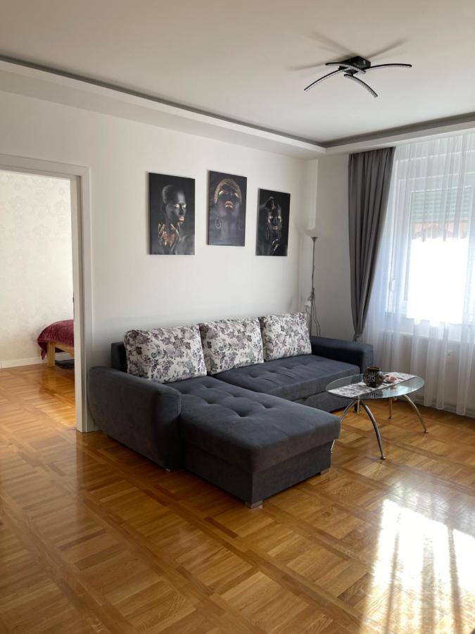 Apartman Mdb Суботица Экстерьер фото